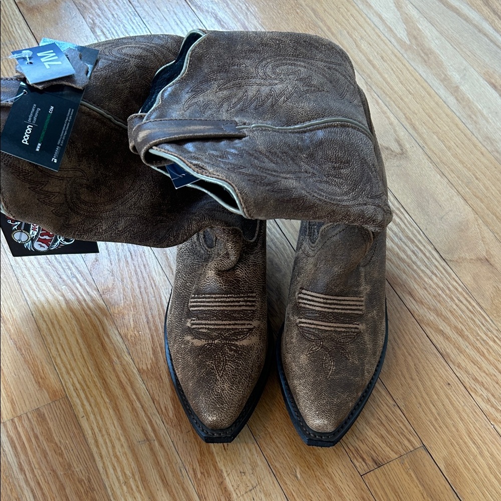 Rustic Tan Western Boots